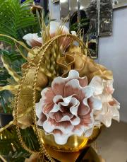 sepet model çiçek arajmanı gold 2