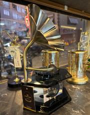 dekoratif kristal gramafon  2