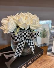 kurdeleli ıslak gül vazo siyah